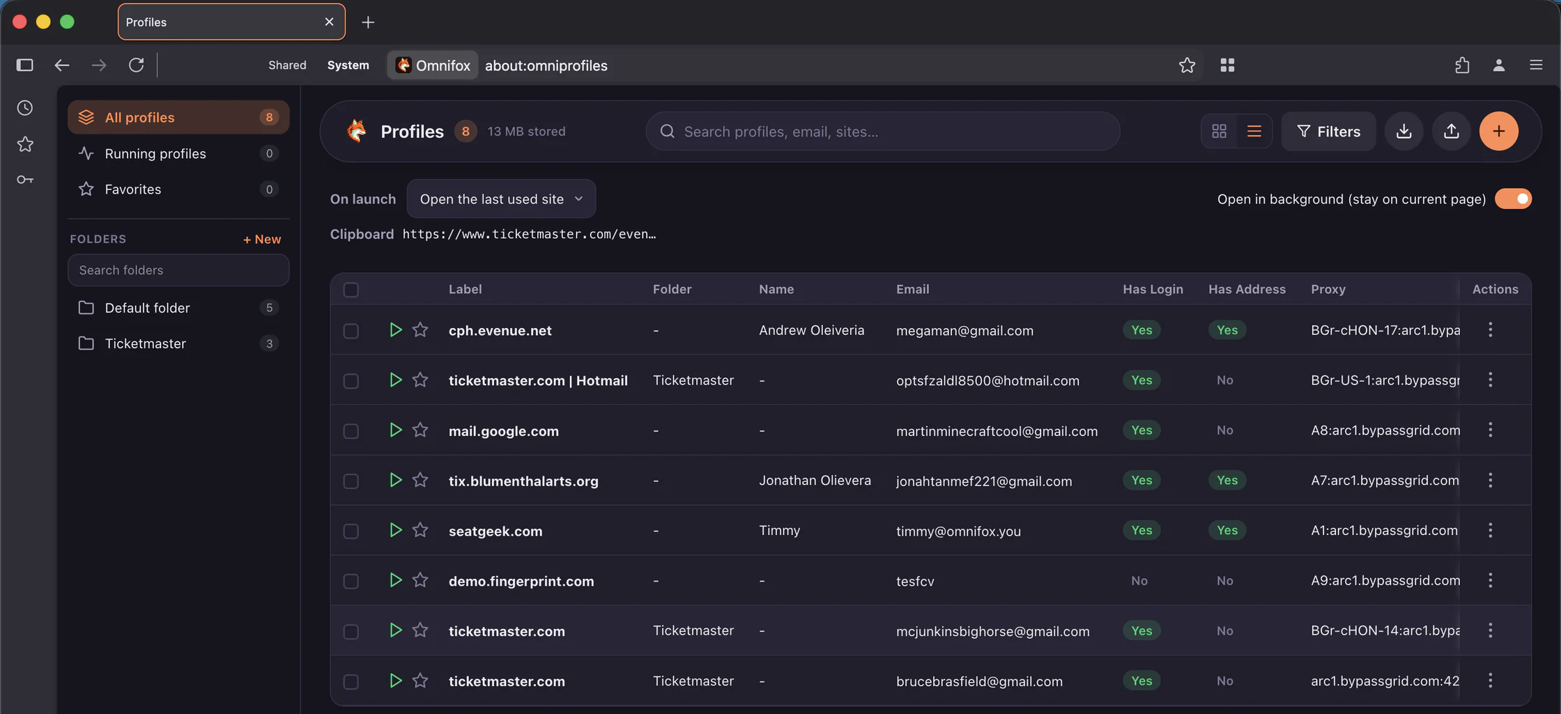 The Omnifox profile manager listing eight saved profiles, with columns for site, folder, name, email, saved login, saved address and proxy, and folders in the sidebar.